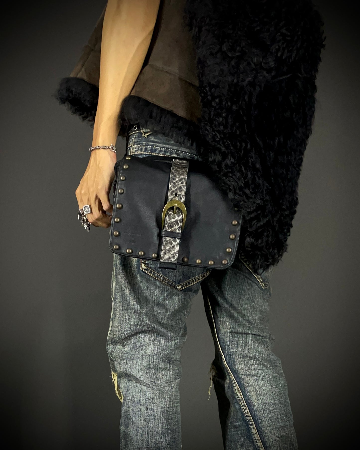 Tornado Mart Snake Buckle Waist Bag