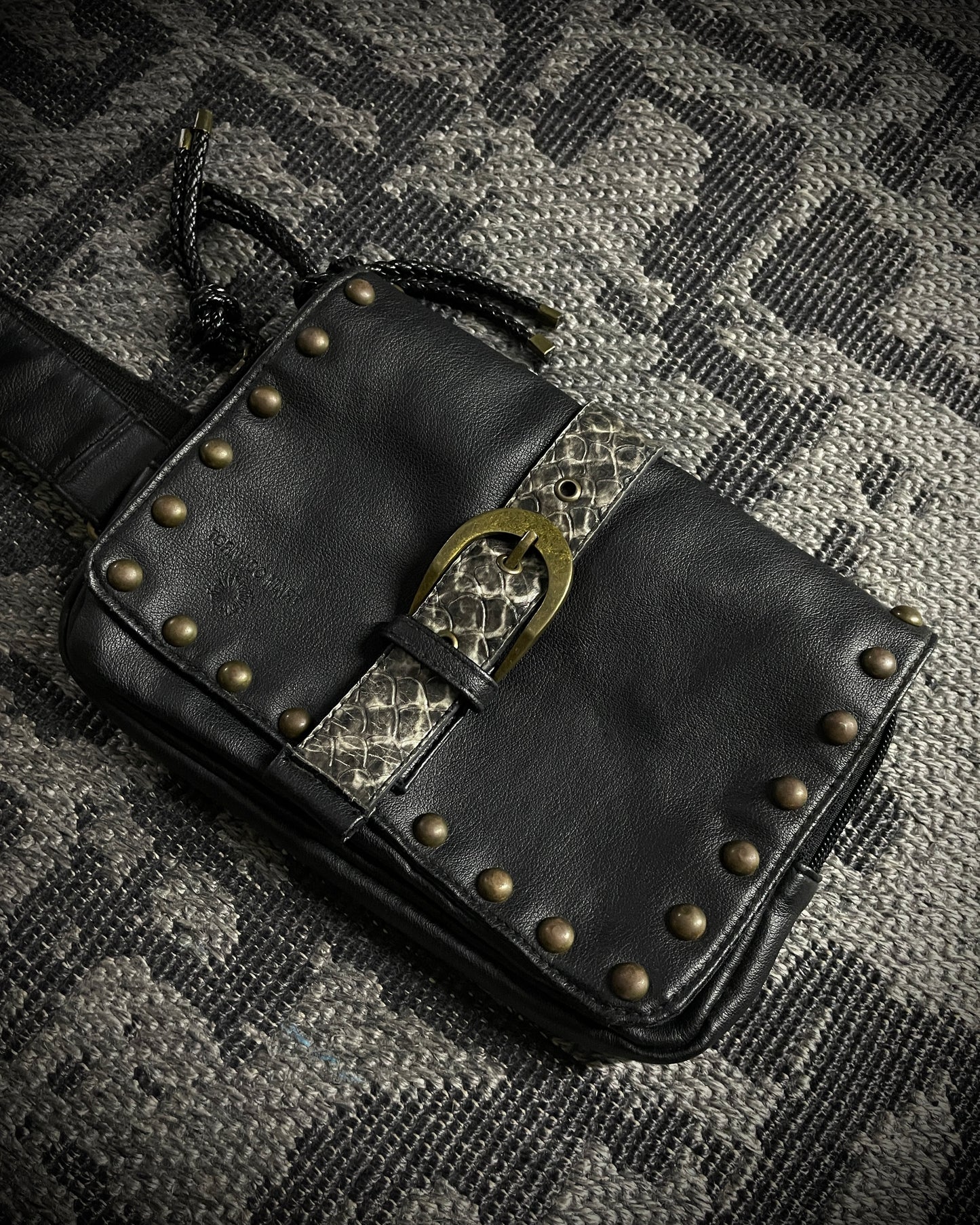 Tornado Mart Snake Buckle Waist Bag