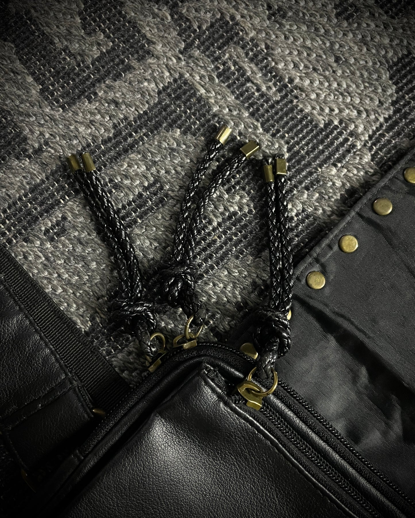 Tornado Mart Snake Buckle Waist Bag