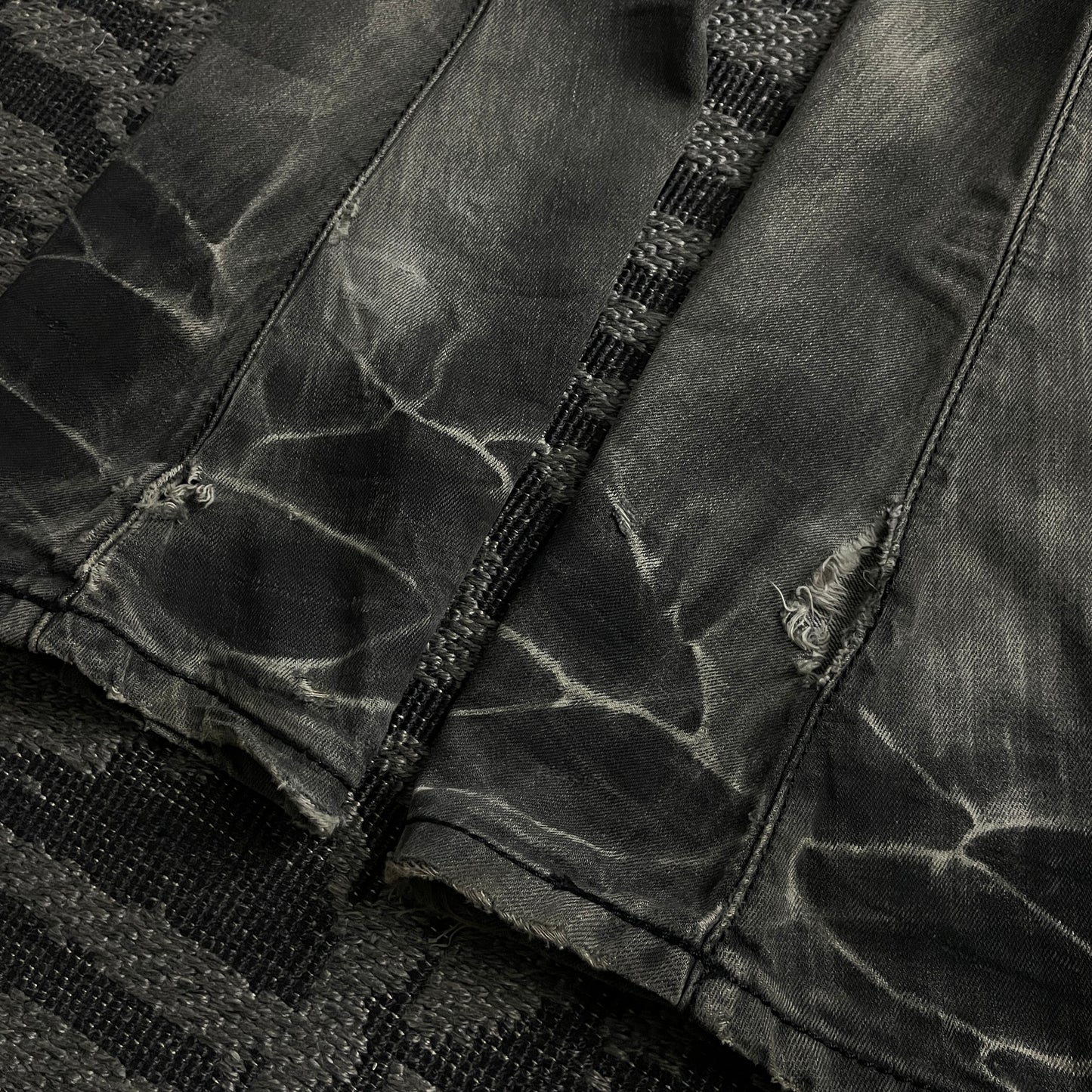 Buffalo Bobs Claw Mark J-cut Black Flared Jeans Size2