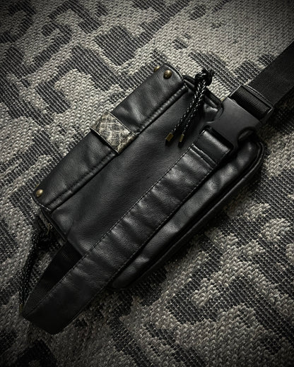 Tornado Mart Snake Buckle Waist Bag